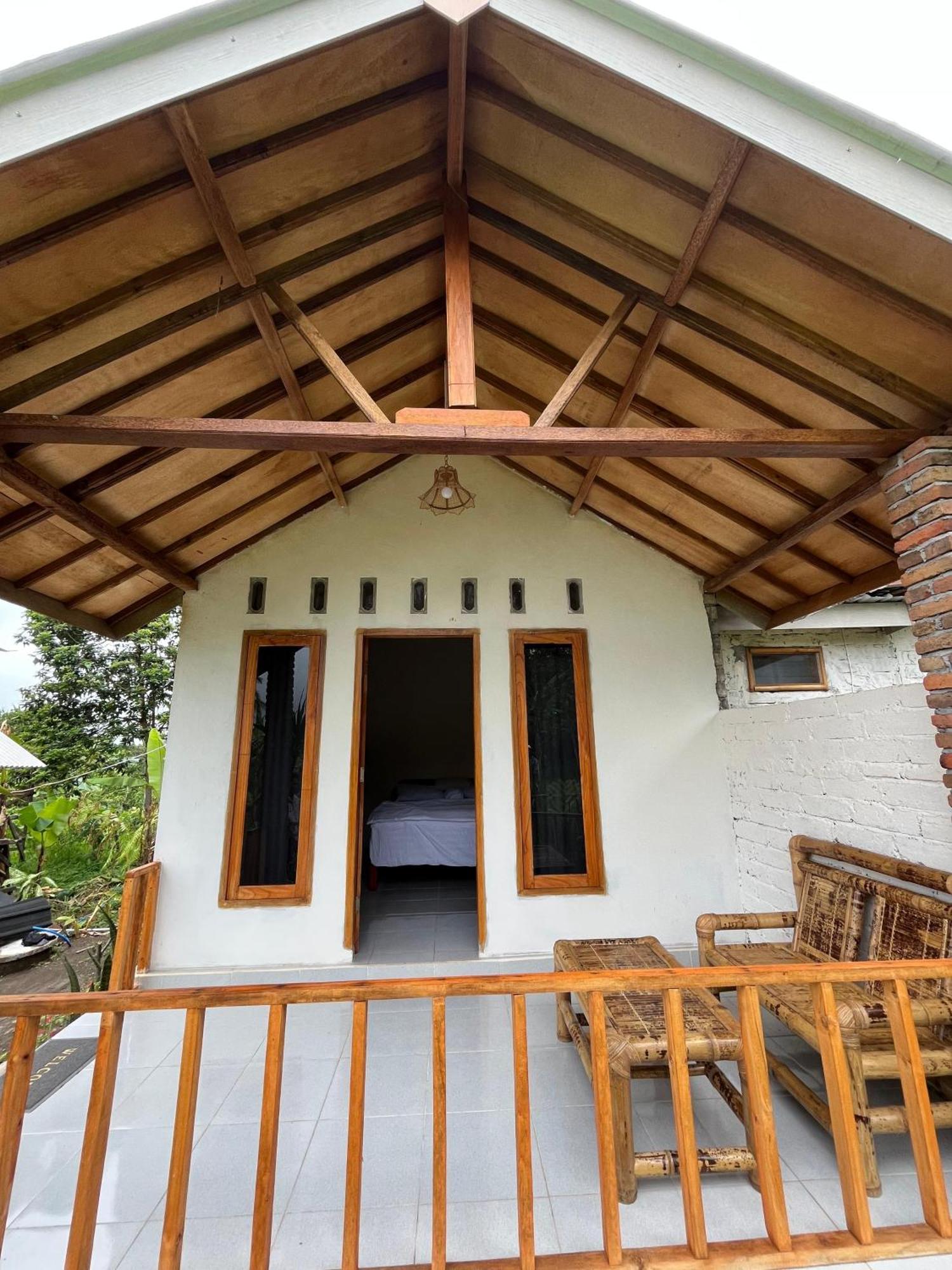 Asan Rinjani Homestay เตเตบาตู ภายนอก รูปภาพ