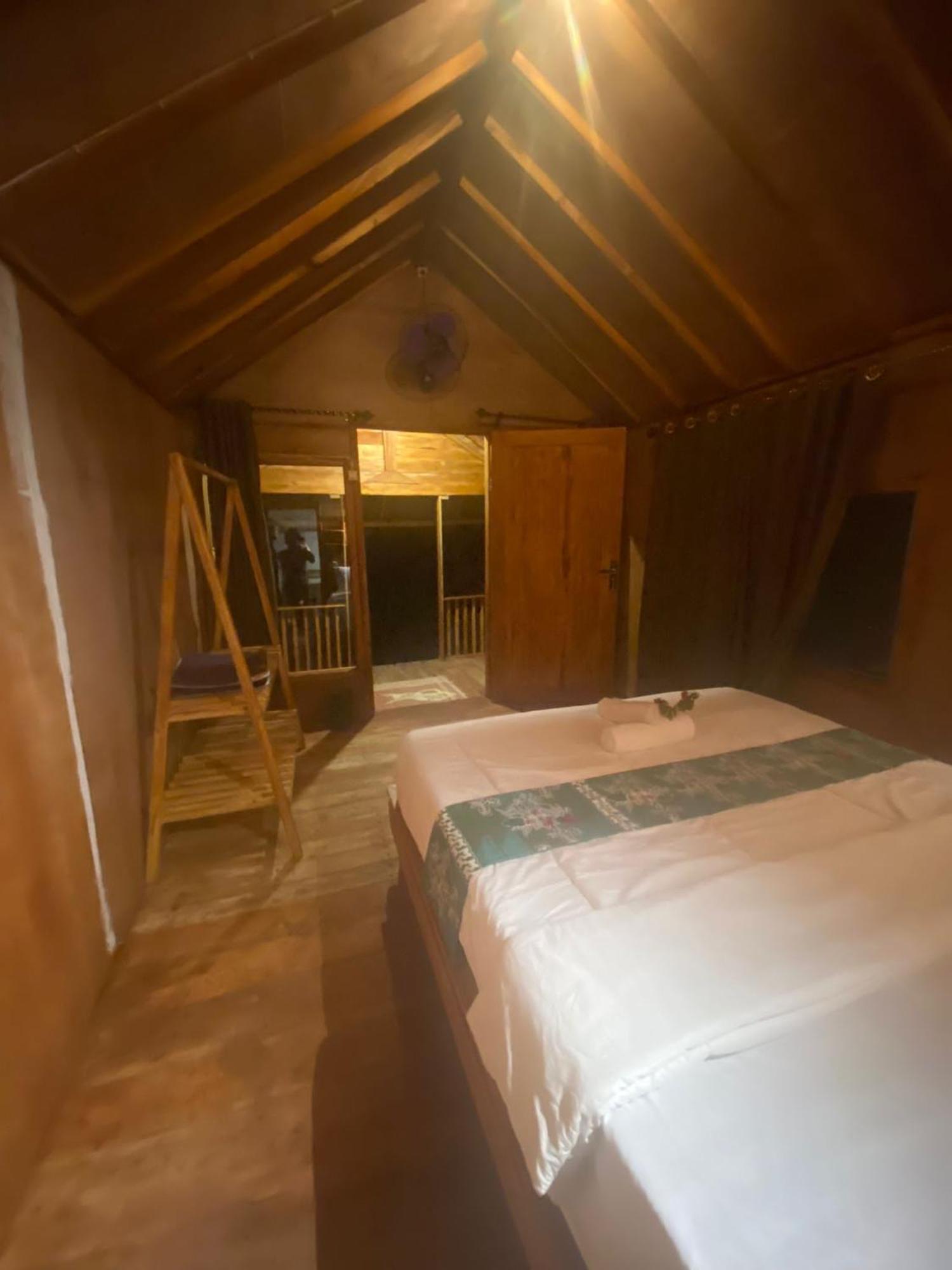 Asan Rinjani Homestay เตเตบาตู ภายนอก รูปภาพ