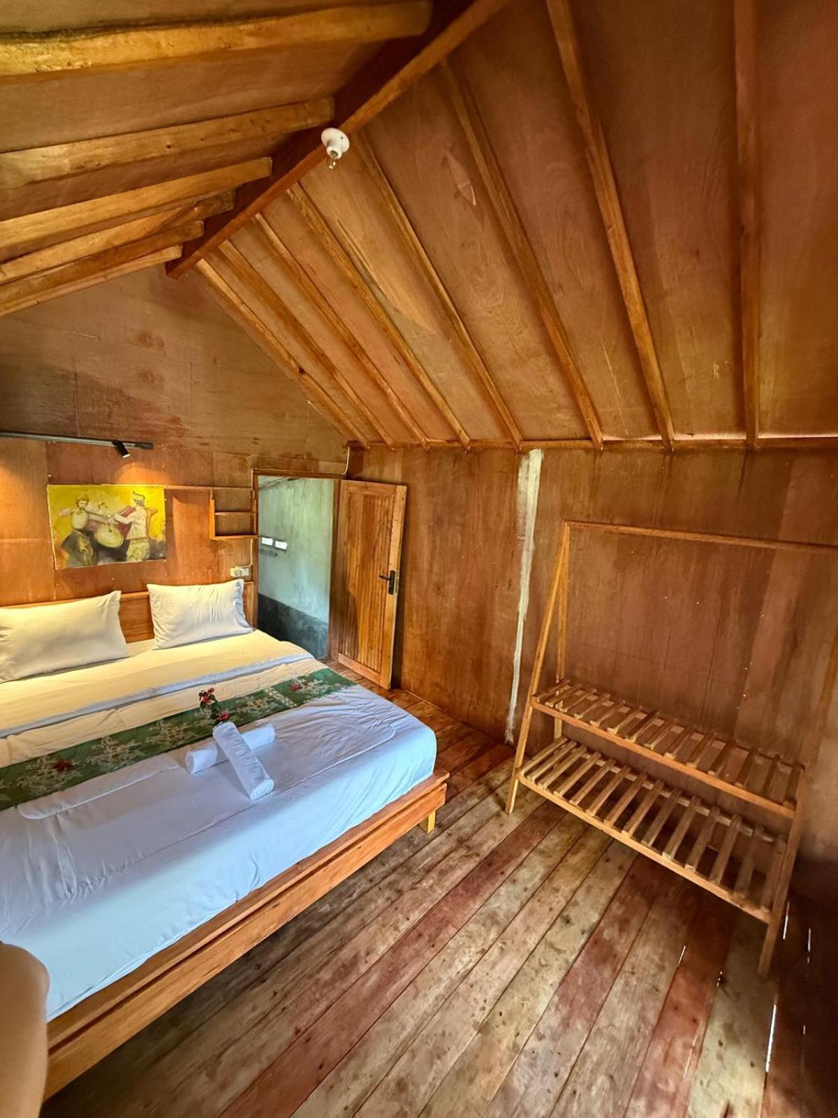 Asan Rinjani Homestay เตเตบาตู ภายนอก รูปภาพ